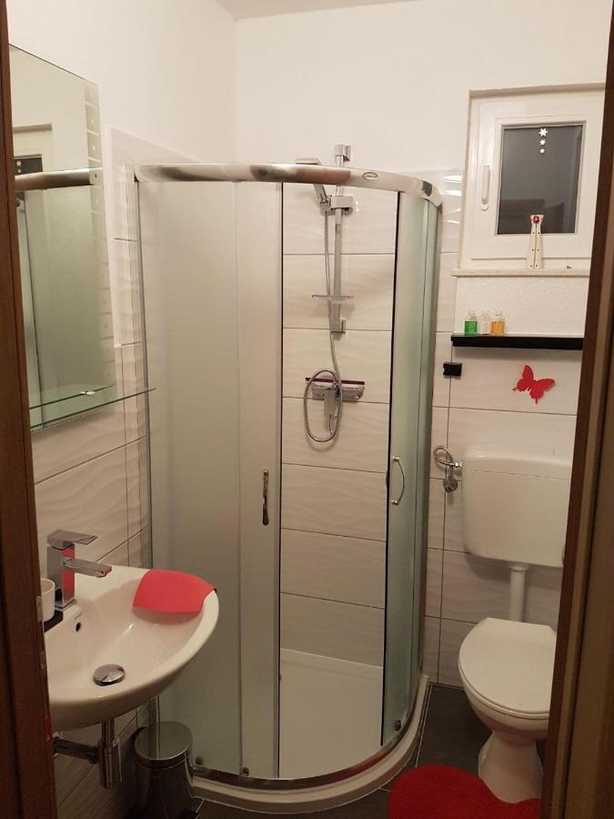 Apartments Megi Biograd Na Moru Εξωτερικό φωτογραφία
