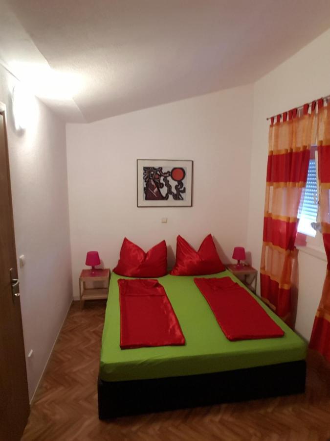 Apartments Megi Biograd Na Moru Εξωτερικό φωτογραφία
