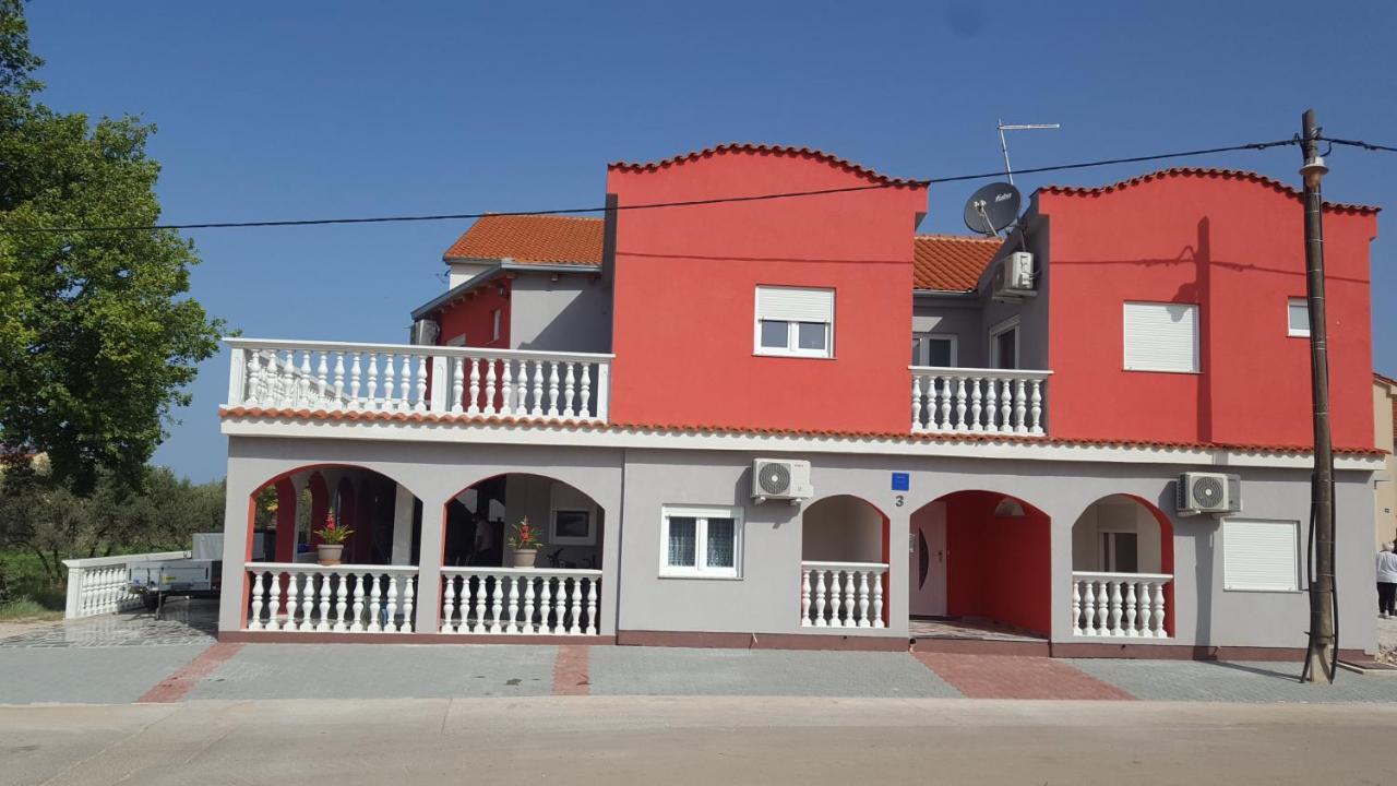Apartments Megi Biograd Na Moru Εξωτερικό φωτογραφία